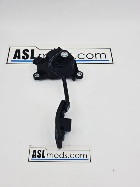 Genuine Nissan Patrol GU Throttle Pedal suit ZD30 CRD