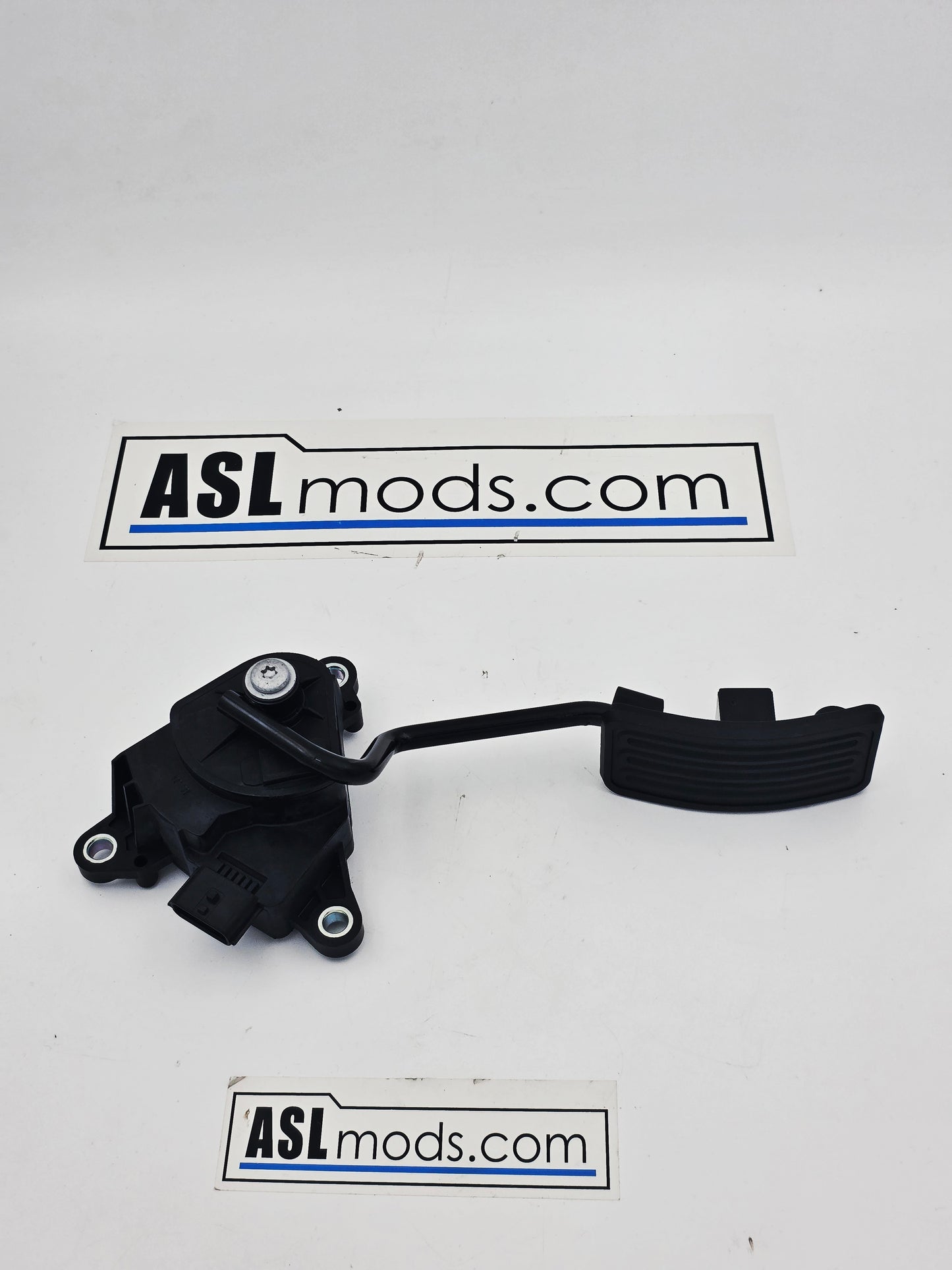 Genuine Nissan Patrol GU Throttle Pedal suit ZD30 CRD