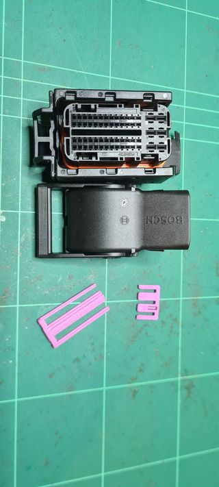 EDC16 ECU plug 58pin